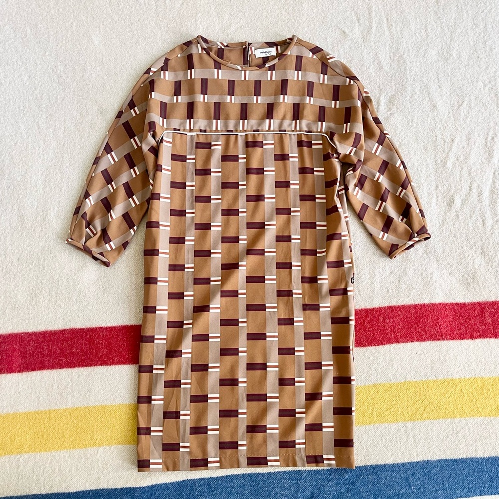 Ottod'ame brown dress w/retro geometric pattern - Picture 3 of 10